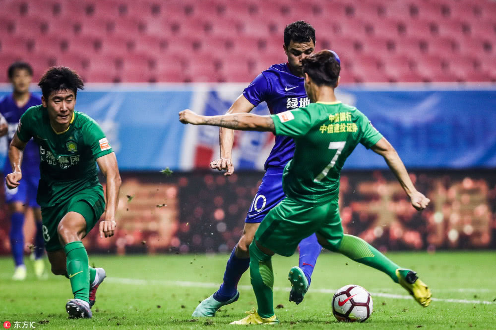 国安韦世豪乌龙冲突,国安主教练评价韦世豪