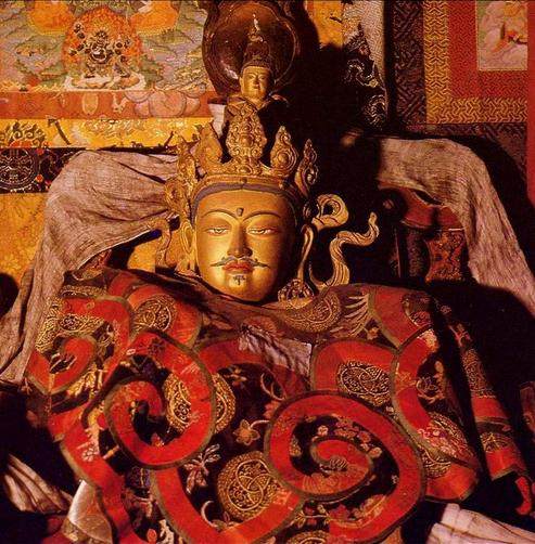 布达拉宫镇馆之宝观音像,布达拉宫天然观音像图片