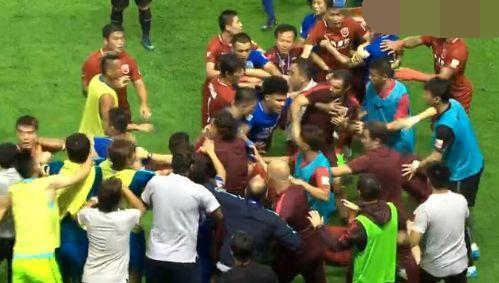 涓秴濂囪抗缁濇潃,涓秴濂囪抗