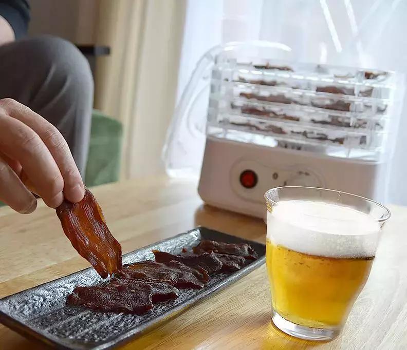 桌上烤肉串,手机剃鼻毛,这些产品脑洞真的很神奇了!