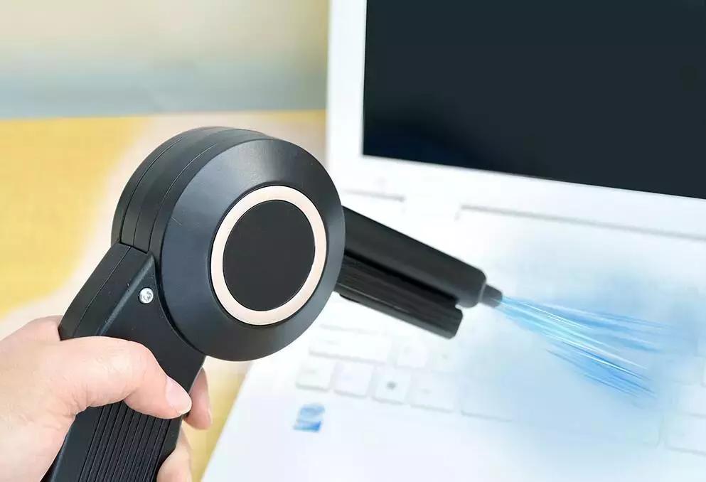 桌上烤肉串,手机剃鼻毛,这些产品脑洞真的很神奇了!