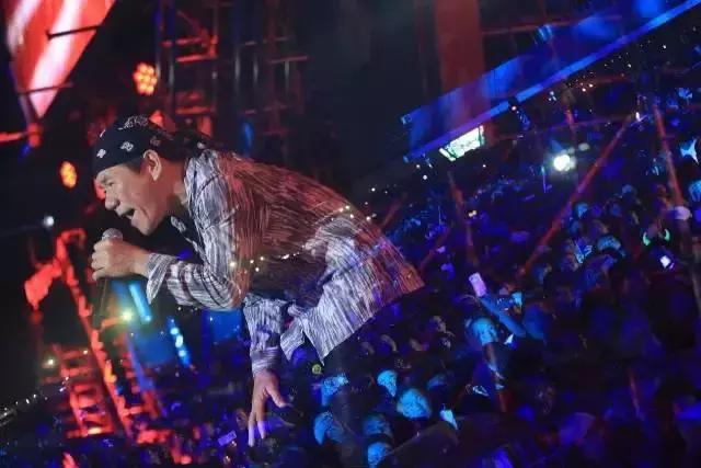 许巍2011张北草原音乐节演唱会,中国张北草原音乐节