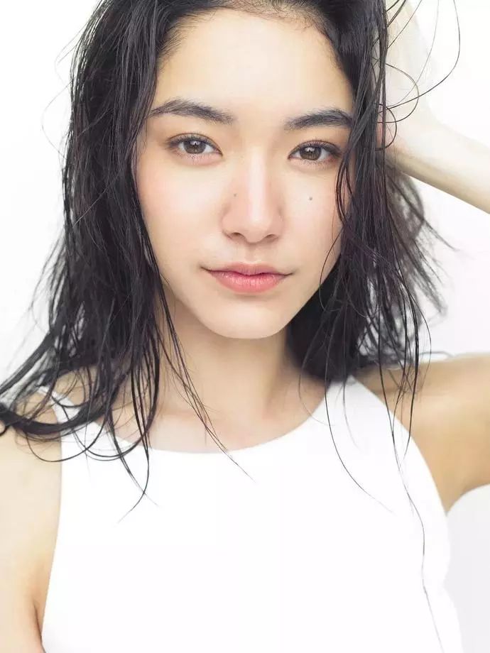 160cm的穿搭指南,看SayoYoshida就够了!