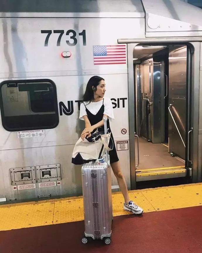 160cm的穿搭指南,看SayoYoshida就够了!