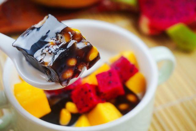 别看它黑乎乎,历来是皇宫祛暑佳品,去痘减心火,一周记得吃两次