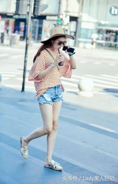 经典条纹单品时尚达人怎么穿,黑白条纹怎么穿不土气