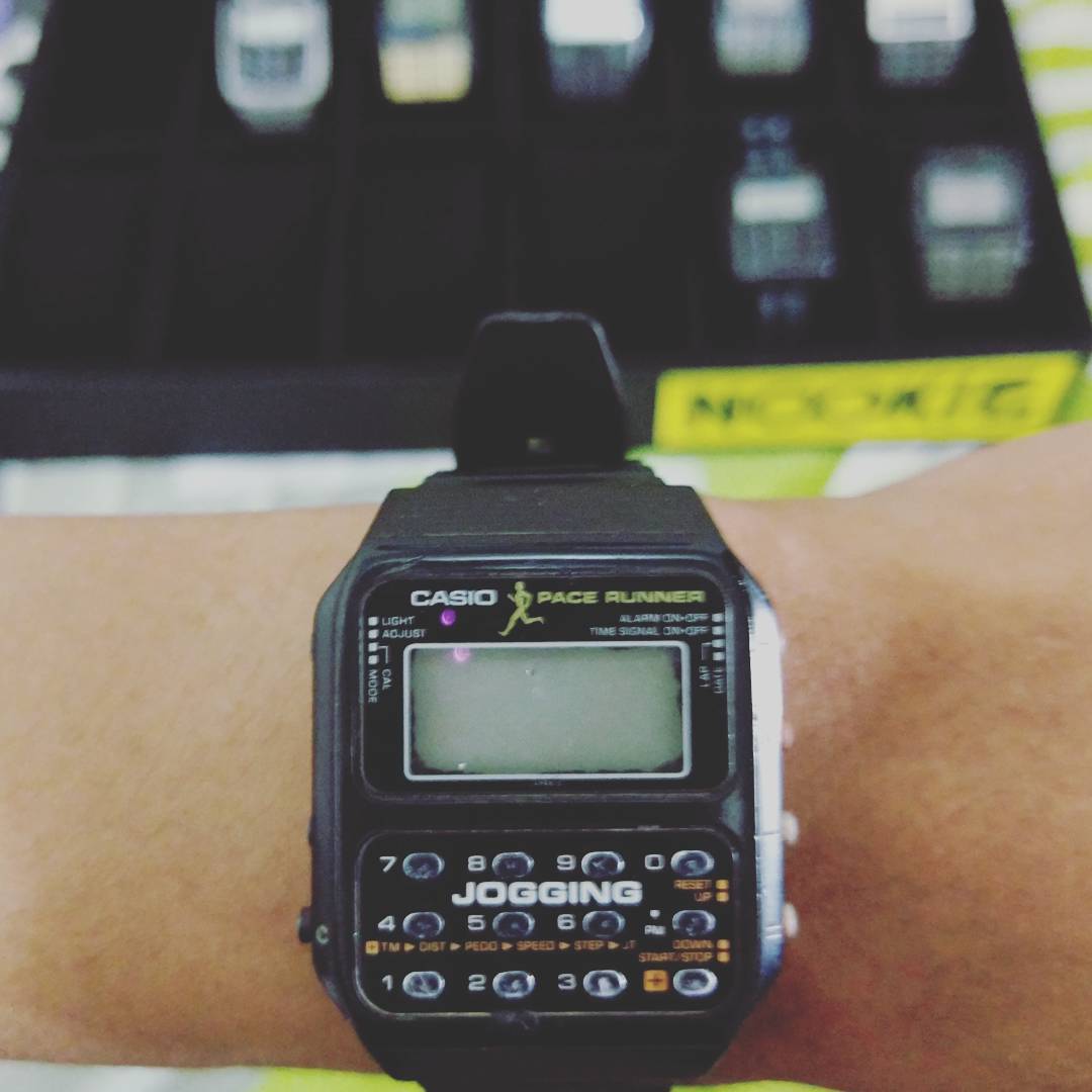 小学生电子手表没有戴是不是坏了,小学生戴什么电子表