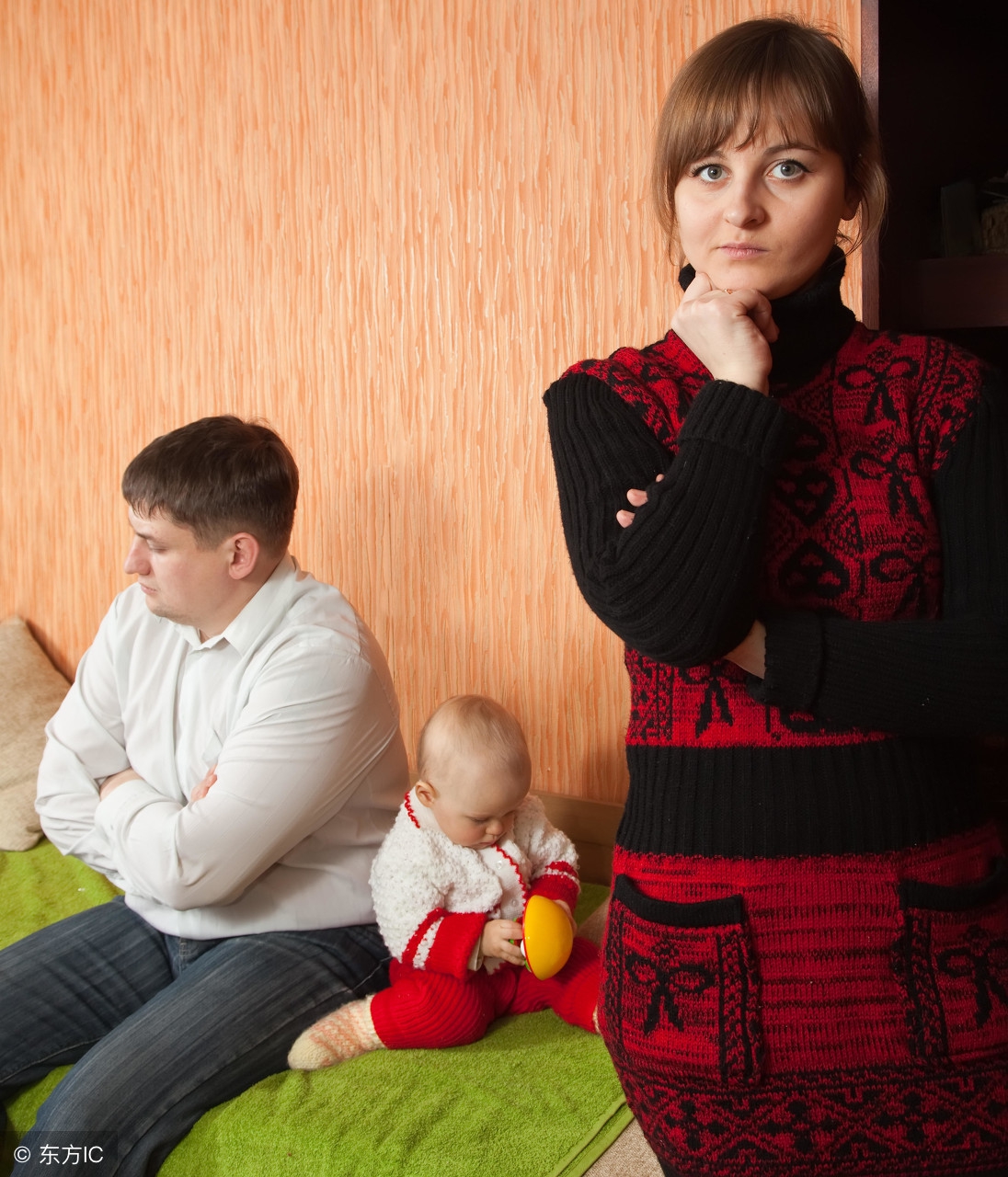 一年3次人工流产有什么影响吗,一年内自然流产3次是卵巢问题吗