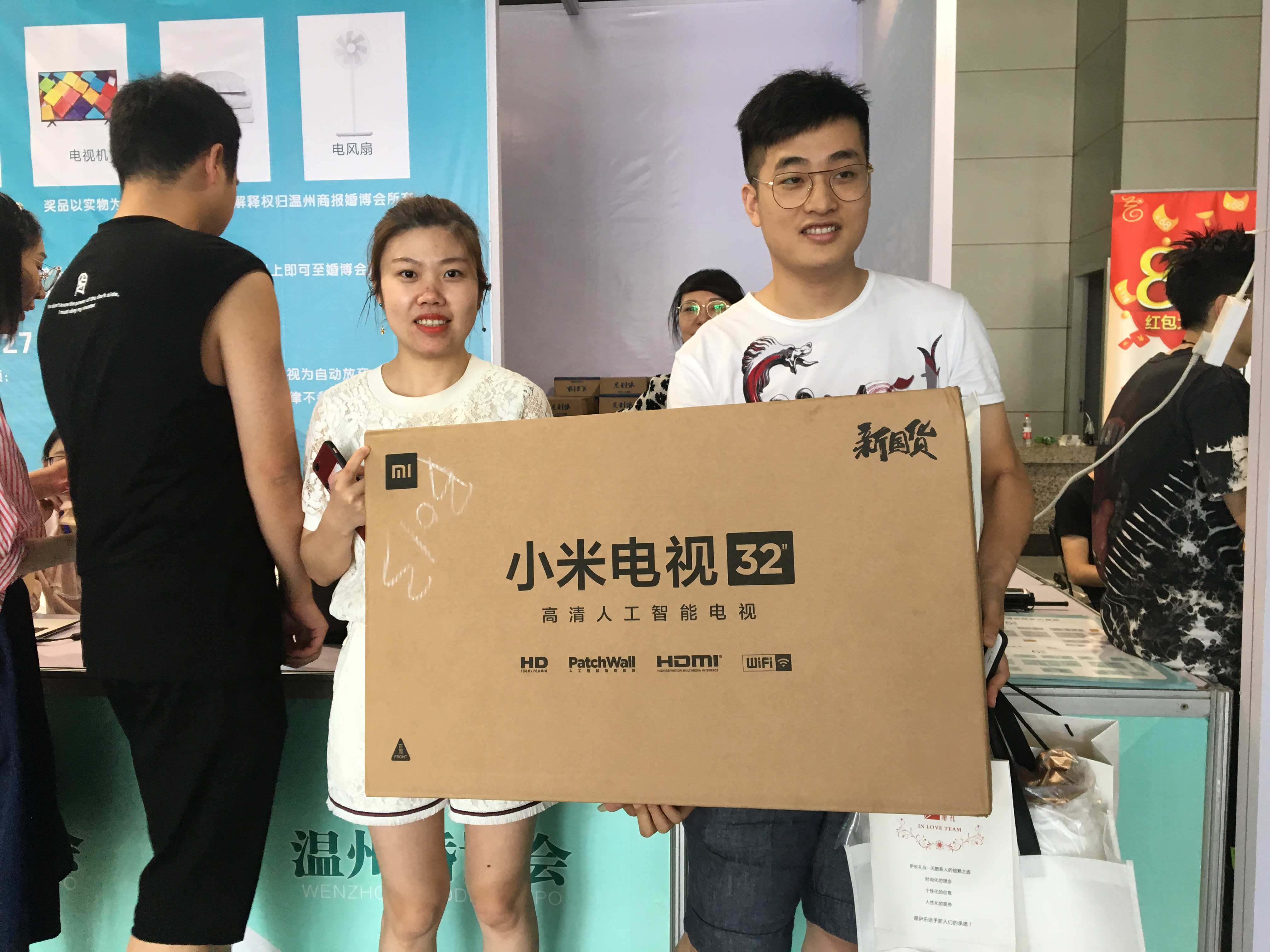 一万多美女帅哥冲进来疯狂地买买买,这三天他们都经历了什么……