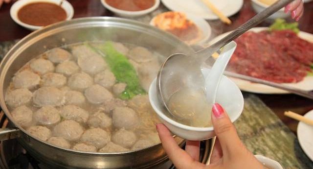 火锅里的丸子有多可怕,火锅丸子里面藏有什么猫腻