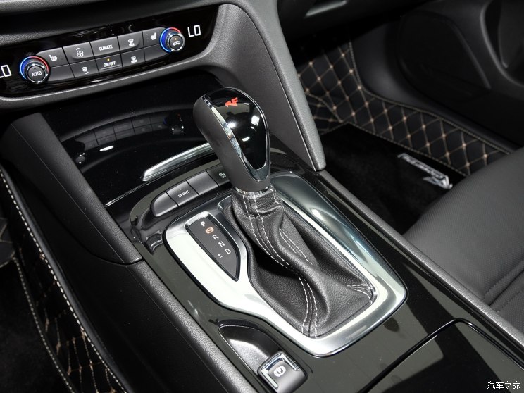 君威gs穿越火线上市日期,18款君威gs穿越火线版