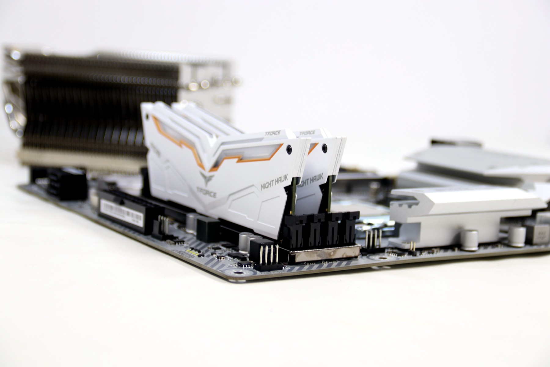 第七代和第八代酷睿,第九代酷睿和第八代酷睿