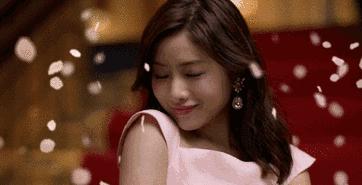 不用针提拉紧致皮肤的机器,冻龄防早衰精华乳