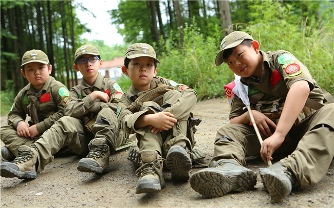 让孩子用脚步去丈量世界,让孩子拥有更宽阔的世界