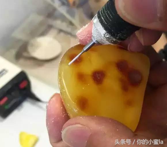 蜜蜡打孔最佳方法,蜜蜡圆珠打孔技巧