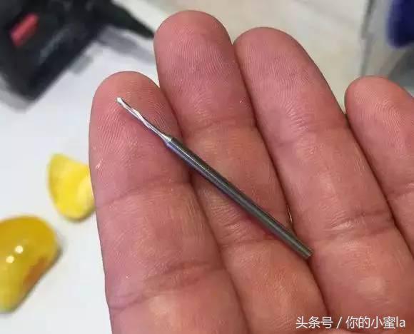 蜜蜡打孔最佳方法,蜜蜡圆珠打孔技巧