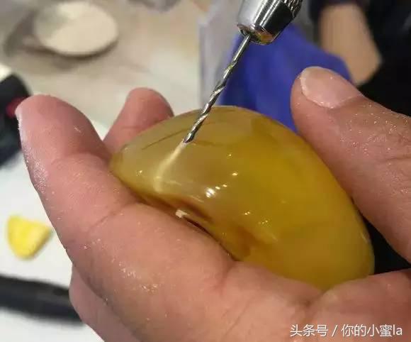 蜜蜡打孔最佳方法,蜜蜡圆珠打孔技巧