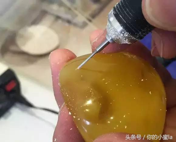 蜜蜡打孔最佳方法,蜜蜡圆珠打孔技巧