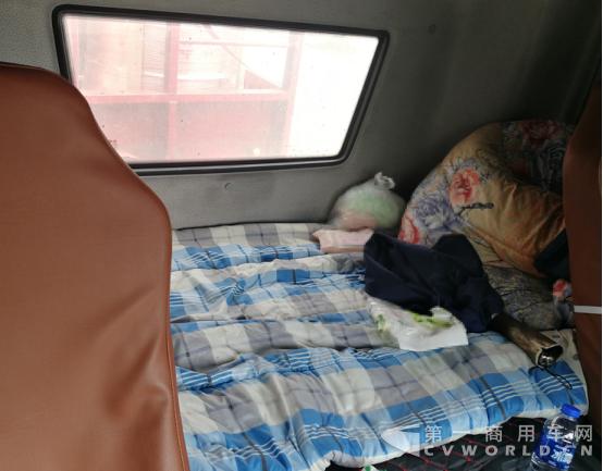 解放j6p最高车能跑多少公里,18个月跑了25万公里