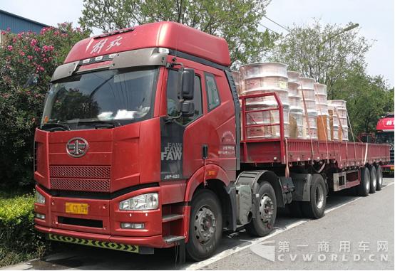 解放j6p最高车能跑多少公里,18个月跑了25万公里