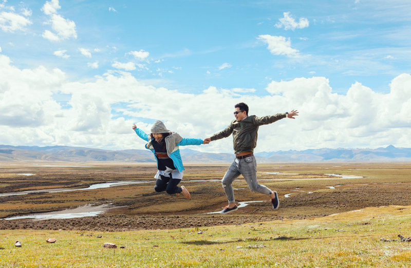 川藏线318租车费用大概多少钱,租车穿越318川藏线需要多少钱