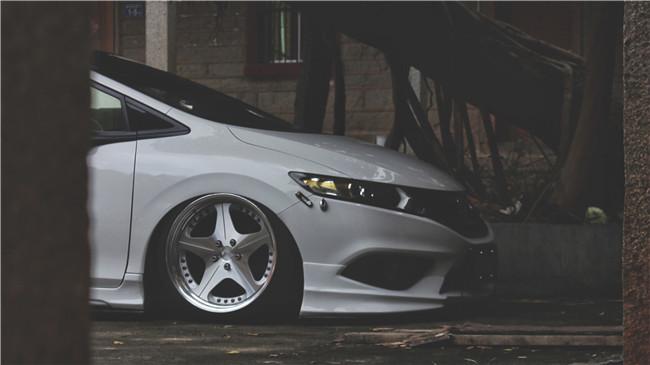 从“背书包穿校服”到毕业一身朴素白衣，福建车友打造超帅本田杰德