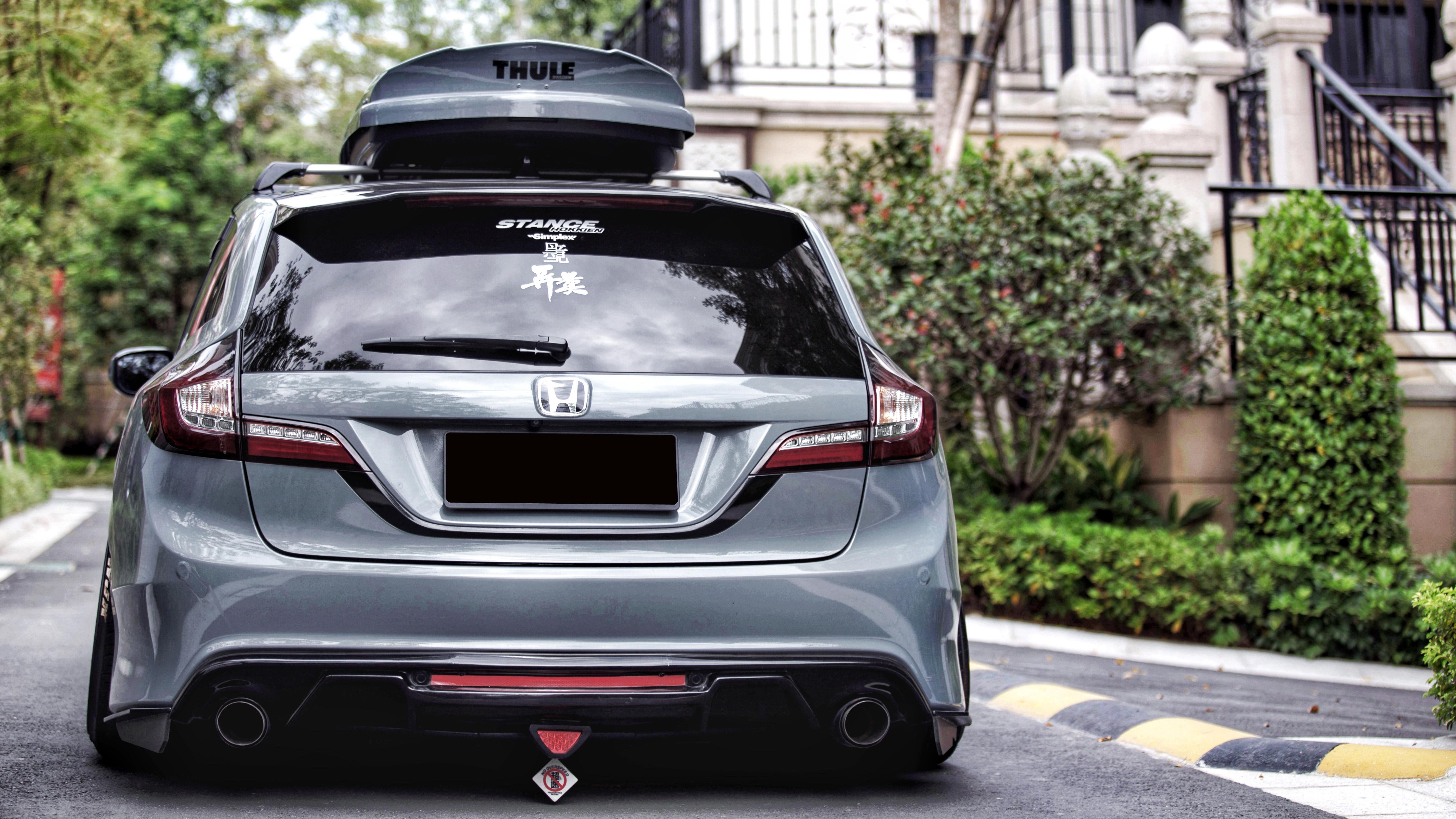 从“背书包穿校服”到毕业一身朴素白衣，福建车友打造超帅本田杰德