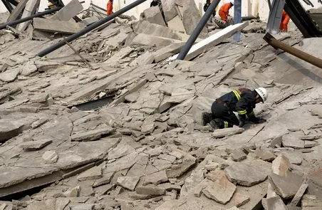 桩基缺陷处理流程,桩基防止塌孔的技术措施