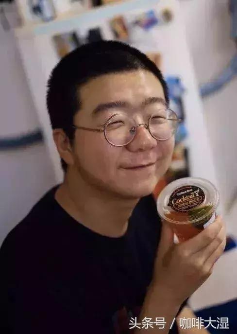 李诞papi酱是在讲对口相声吗,papi酱从网红到创业