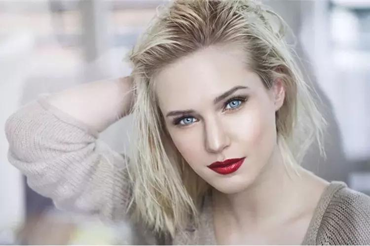 脸色憔悴气色差你还能怎么办,熬夜气色不好憔悴怎么调理