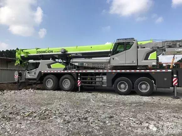 中联重科第一吊车,中联第一台吊车