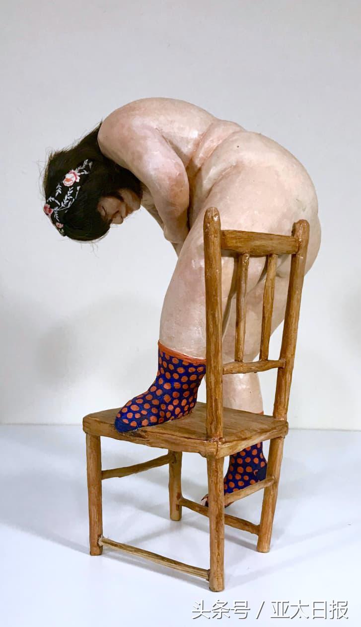 大码女人雕塑:边缘化身体的展露与禁忌挑战