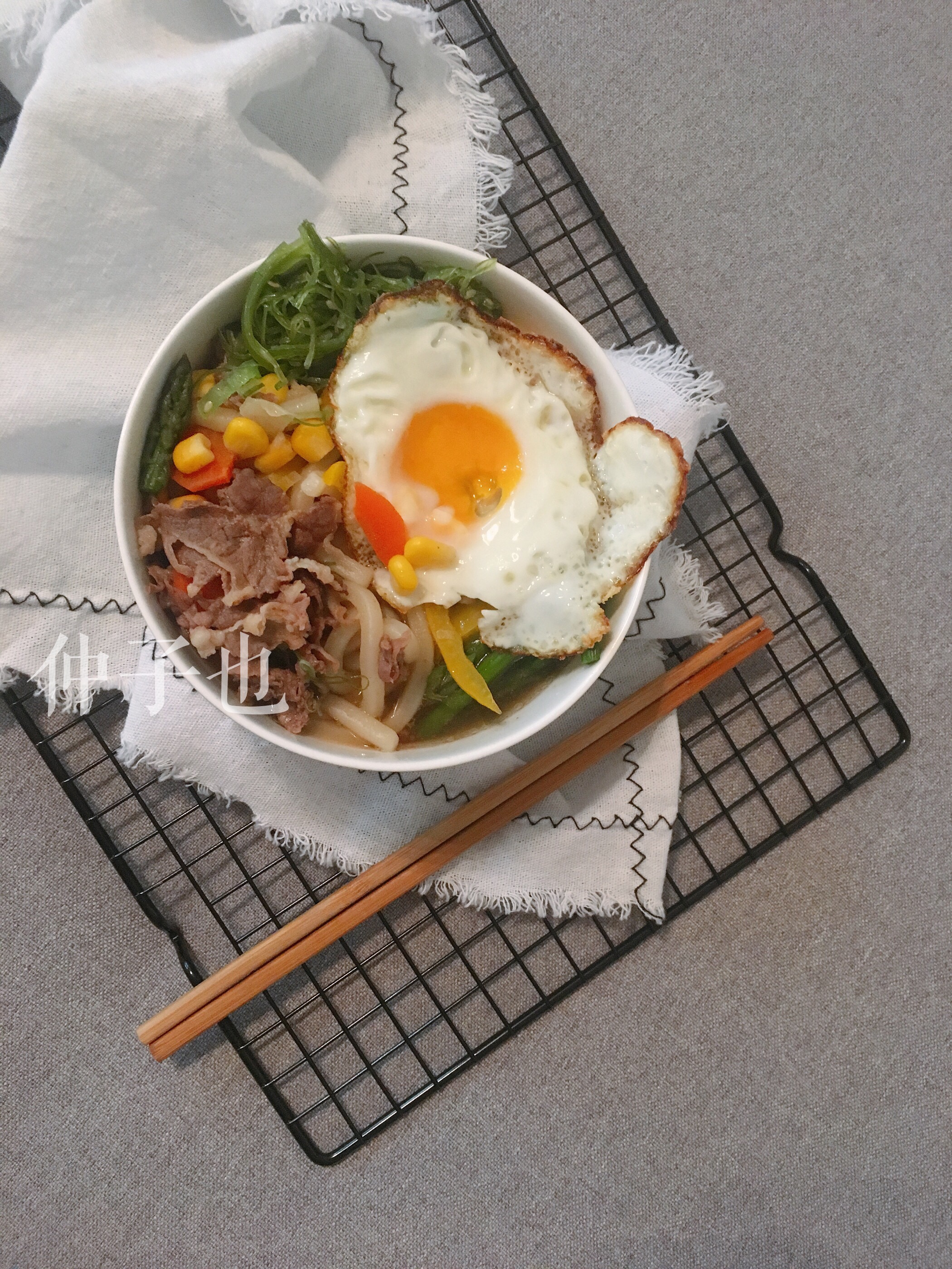 吃饭仪式感不将就！10家高颜值餐具和拍摄道具店铺，让美食大变身