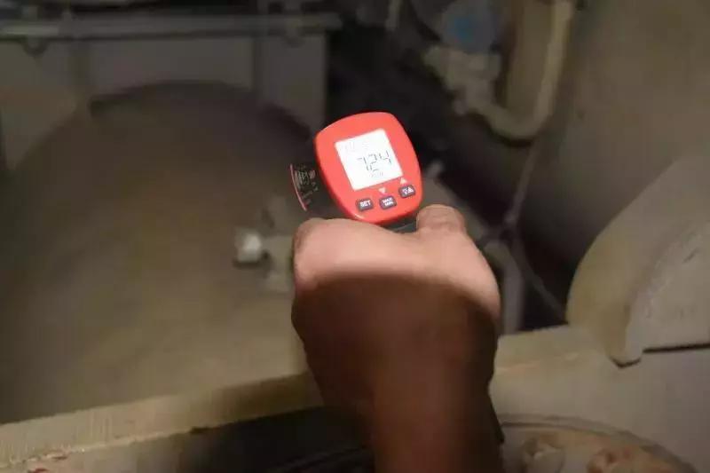 大暑日，他们竟说站在太阳底下好比吹空调？