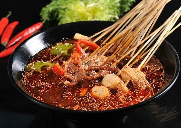 冷锅串串经营方法,串串火锅生意火爆