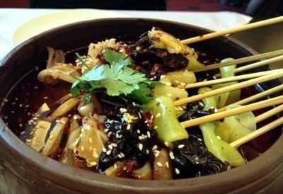 冷锅串串经营方法,串串火锅生意火爆