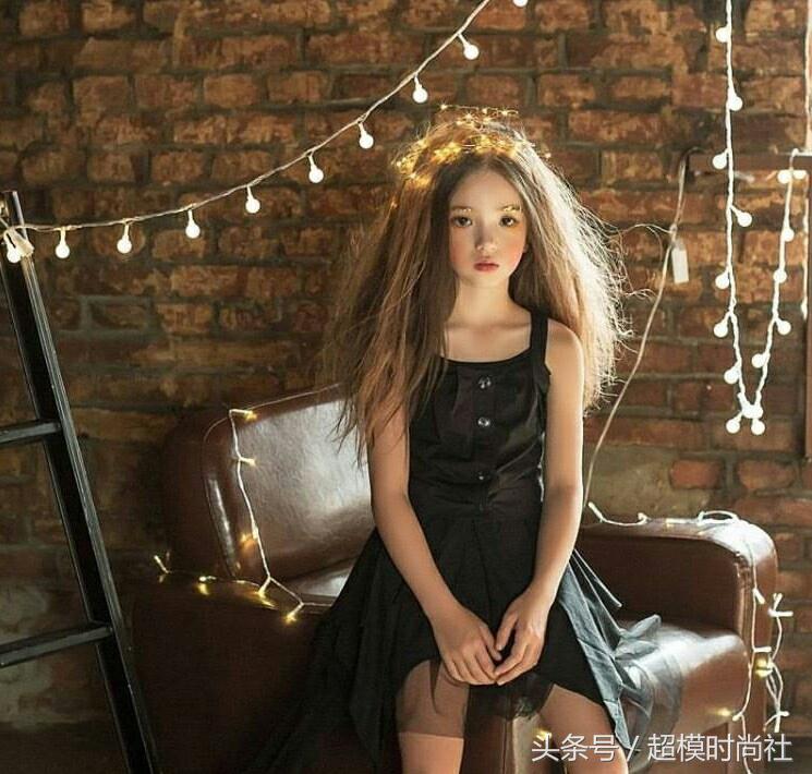 最美混血小女孩中国,混血萝莉雀斑小女孩