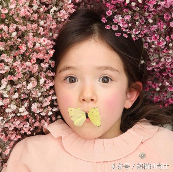 最美混血小女孩中国,混血萝莉雀斑小女孩