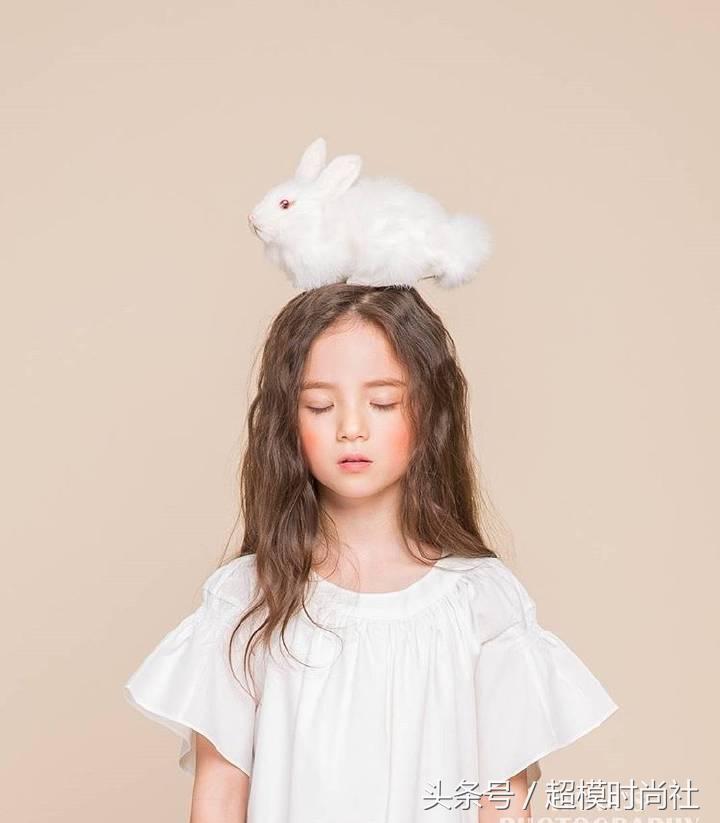 最美混血小女孩中国,混血萝莉雀斑小女孩