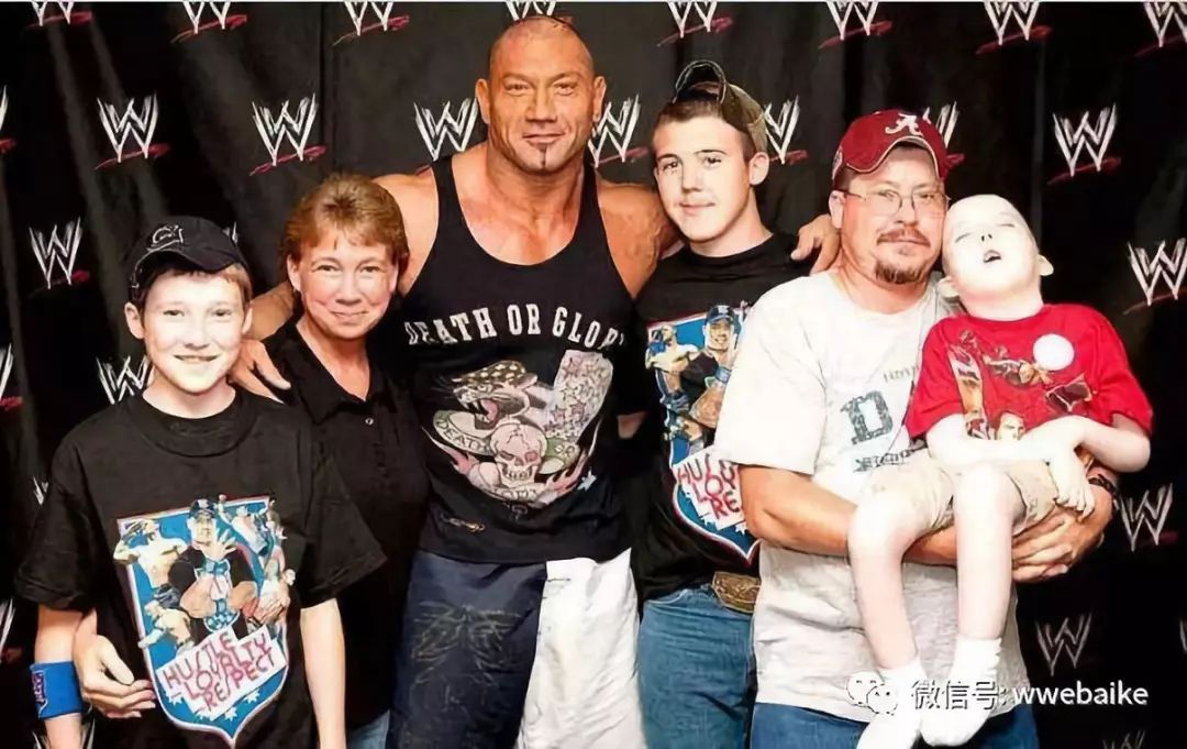 ufc粉丝和cba粉丝,ufc粉丝看待铁血被ko