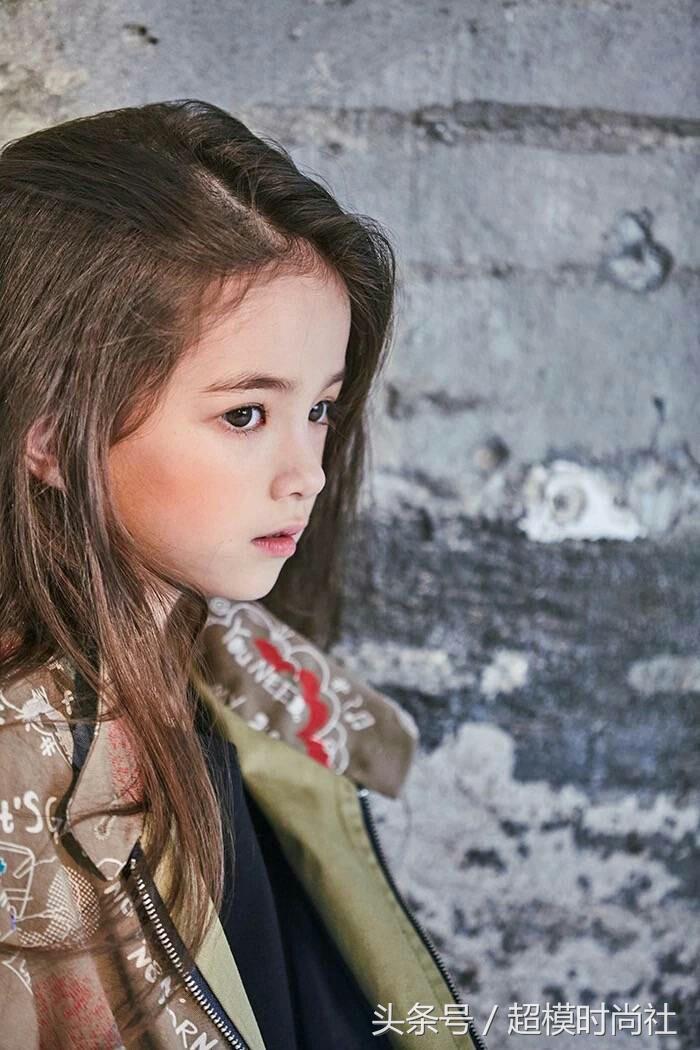 最美混血小女孩中国,混血萝莉雀斑小女孩