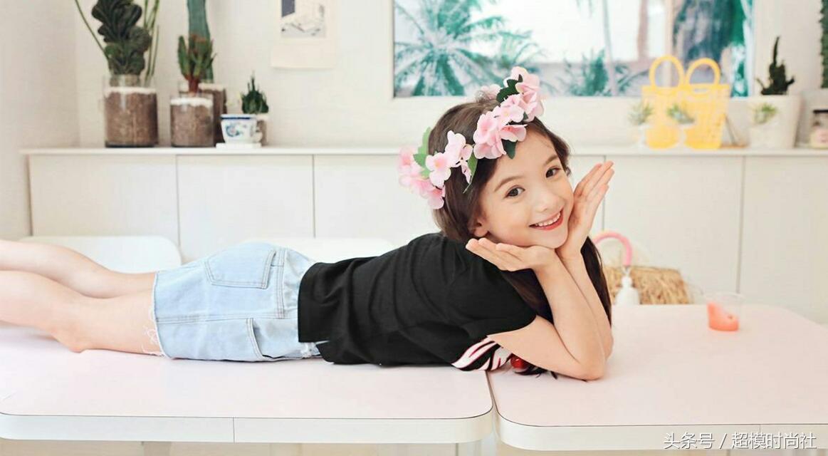 最美混血小女孩中国,混血萝莉雀斑小女孩