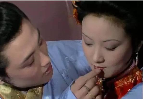 再恩爱的夫妻最终还是柴米油盐,夫妻最后一丝感情都被消耗殆尽