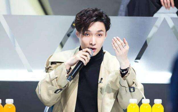 发个表情包也要注明出处？他这么红不是没道理的！