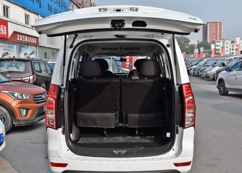 东风风行f600发动机质量怎么样,东风风行f600商务车七座尺寸