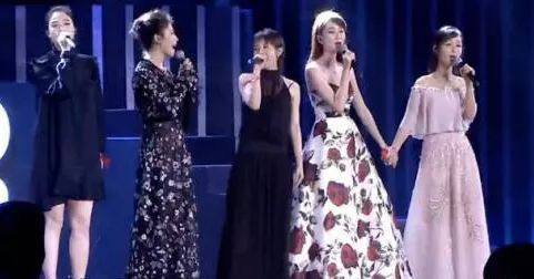 娱乐圈的姐妹花都是SHE？看看她们才知道什么是塑料闺蜜情！