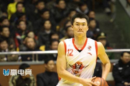 山东男篮曾经的中锋,山东男篮以前的老中锋