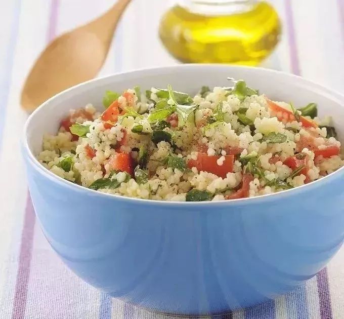 【养生】天热吃不下饭？炎夏多喝这碗粥，清凉又开胃！