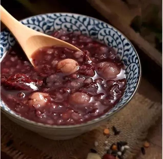 【养生】天热吃不下饭？炎夏多喝这碗粥，清凉又开胃！