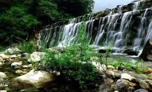 瀑布凉爽一夏,瀑布美景清凉避暑好去处